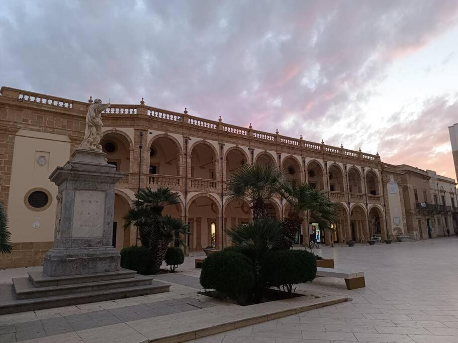 Dimora Nel Cuore Della Kasbah Mazara del Vallo Kültér fotó